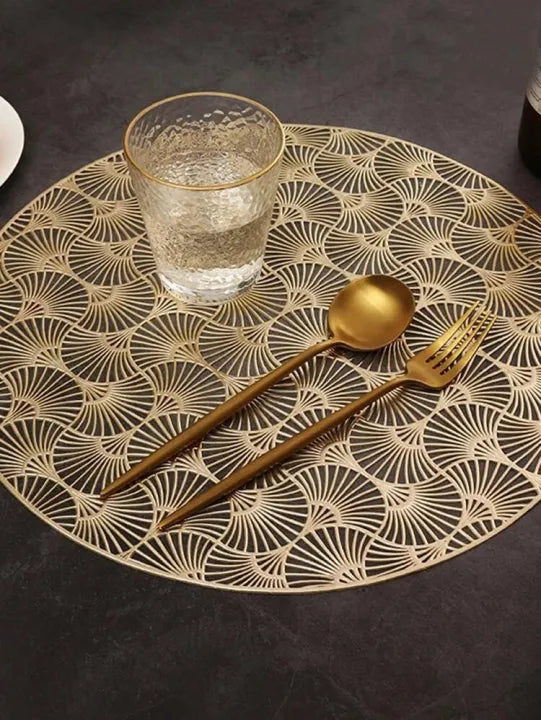 Set of 2/4/6 Floral Design Round Vinyl Placemats Non-Slip Table Mats Tea Mug Coaster for Kitchen Table