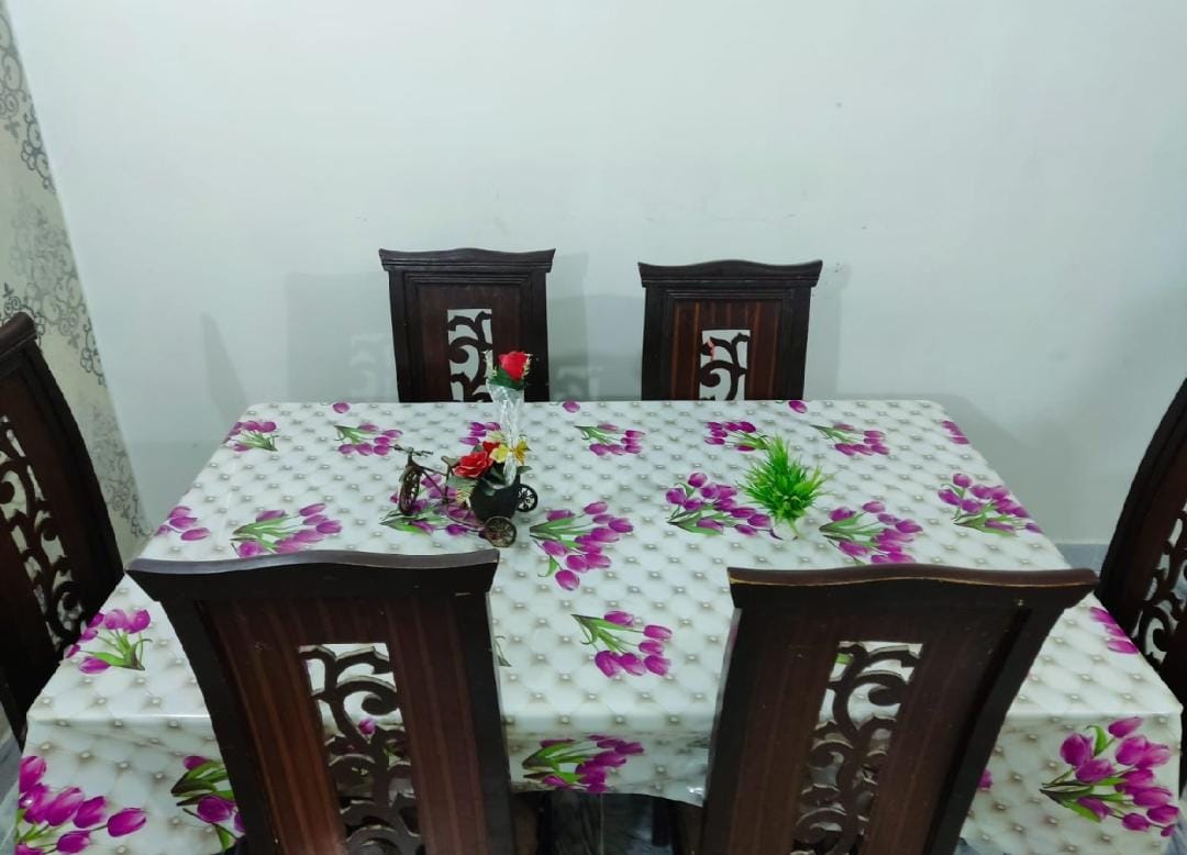6 Seater Flower Print Tablecover with beautiful Spill-Proof Table Cover in Washable Oil Proof anti-scalding Pvc Vinyl Table Cover Decoration for Kitchen Dining