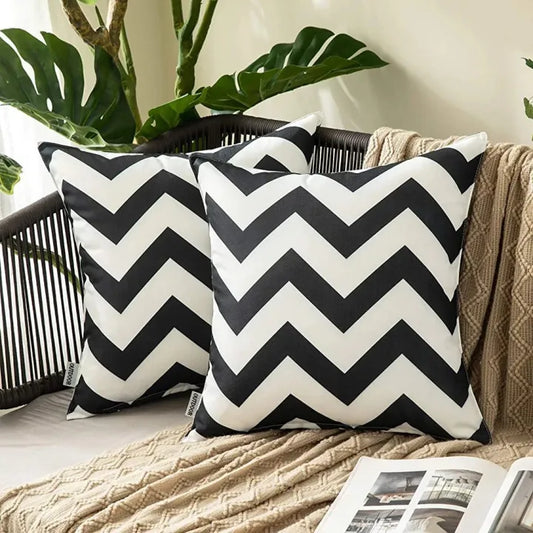 Modern Black Zigzag Design White Geometric Throw Cushion Case Chevron Grid Cushion Cover High Quality Fashion Grid Couch Decor