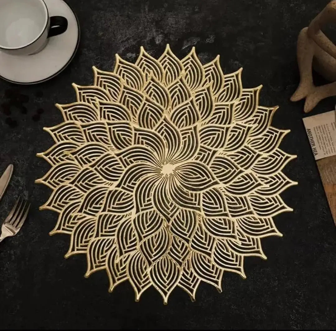 2/4/6/8 PVC Flower Placemats Placemats Round 15 inch