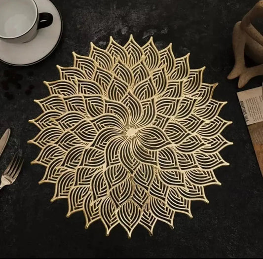 2/4/6/8 PVC Flower Placemats Placemats Round 15 inch