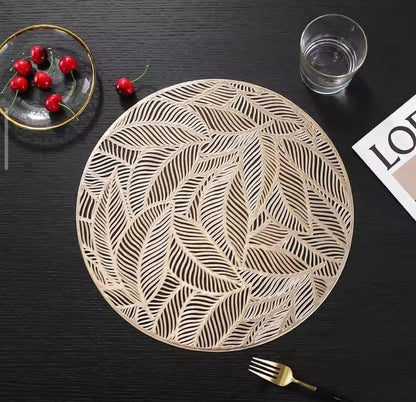 2/4/6/8 PVC Leaf Shape Round Placemats