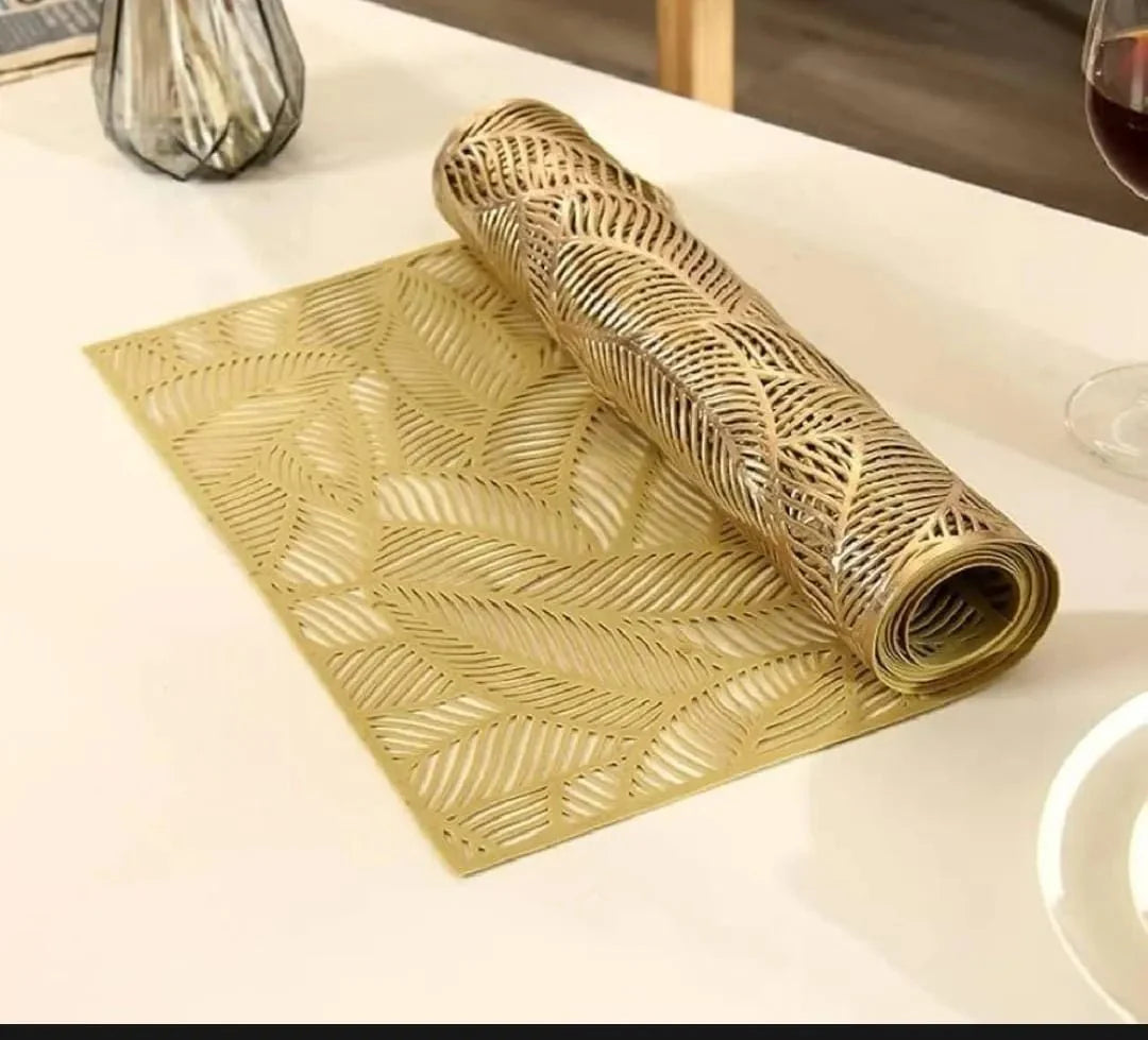2/4/6/8 PVC Leaf Shape Round Placemats