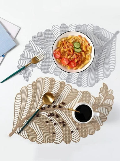 2/4/6/8 Vinyl leaf design Placemats