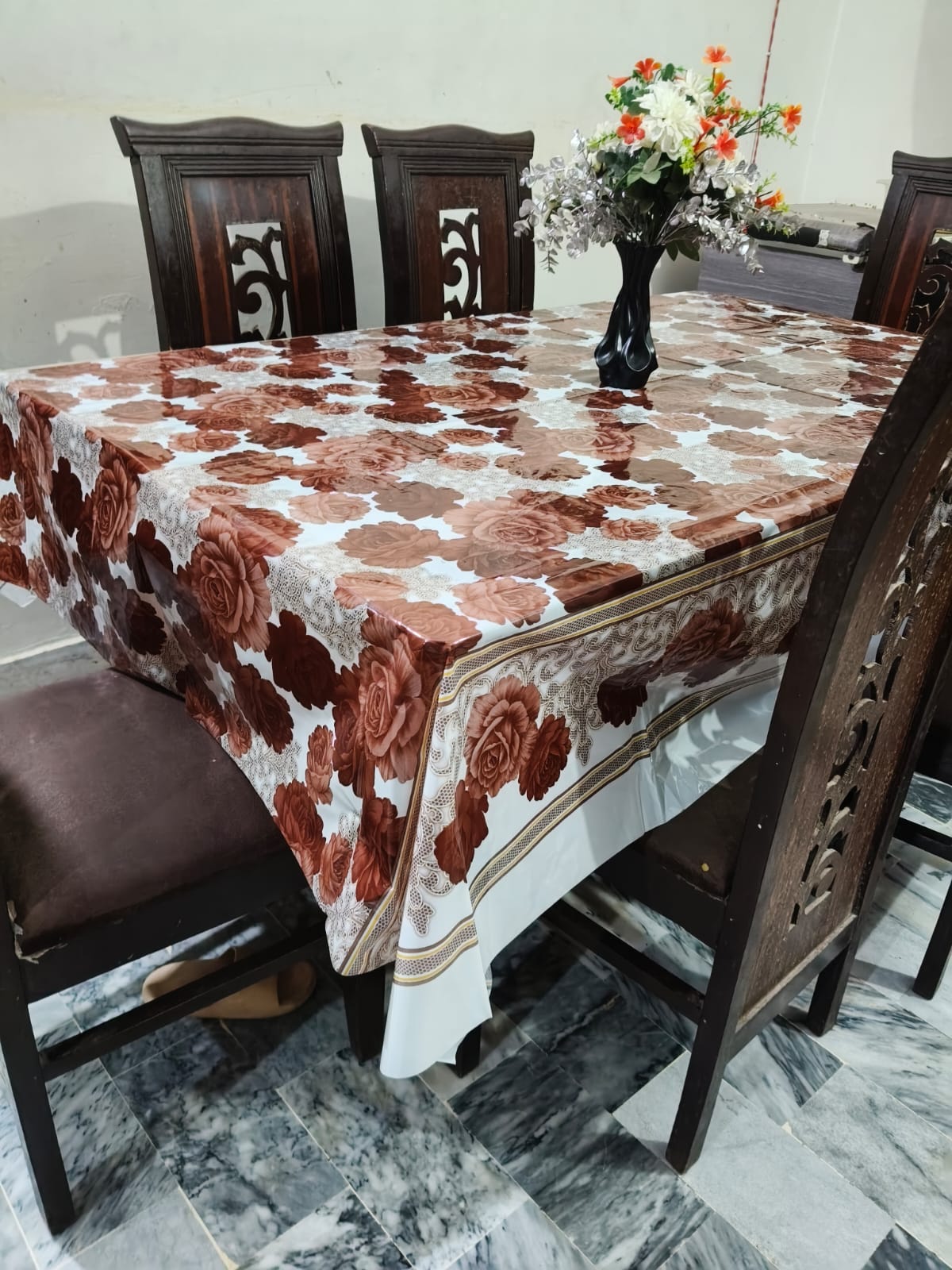 6 seater Premium Floral Table Cover