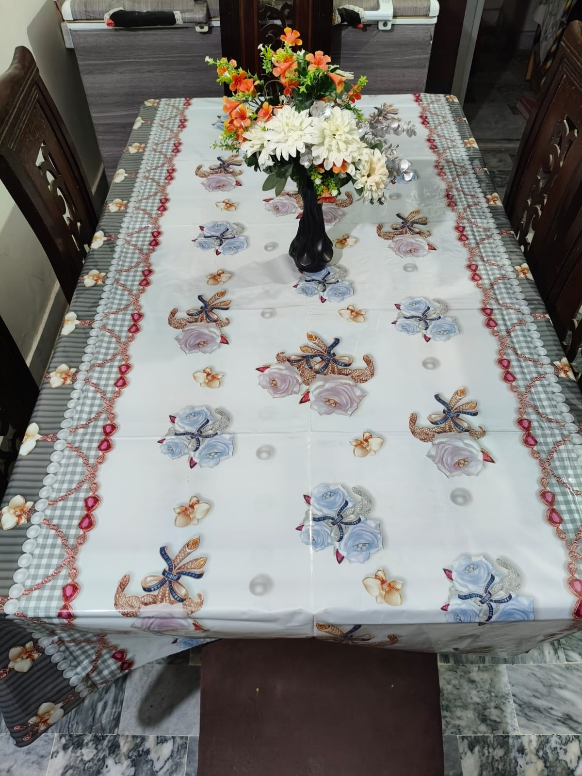 6 seater Premium Floral Table Cover