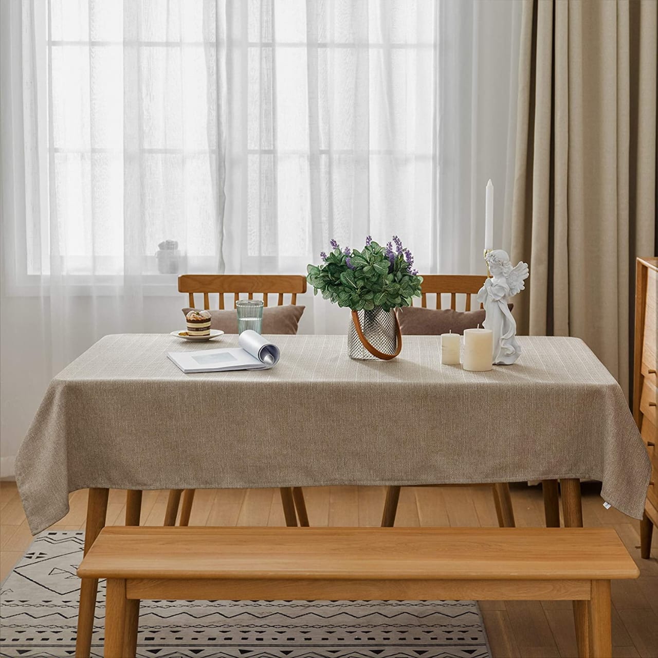 8 Seater Table Cloth Premium