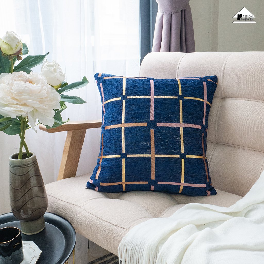 Plaid Bronzing Chenille Cushion Cover 16x16