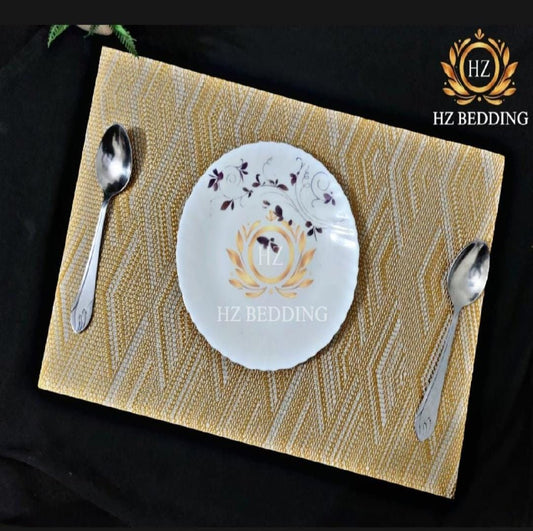 Set of 2/4/6/8pcs Golden Design Pvc Placemats,